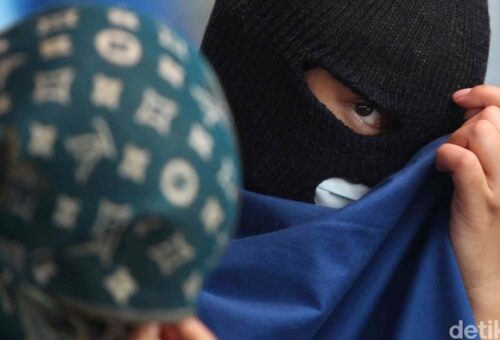Bang Jago Bersajam Viral Bikin Onar di Warung Jamu Bogor Ditangkap